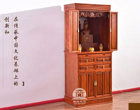 老榆木花梨色带门佛龛立柜